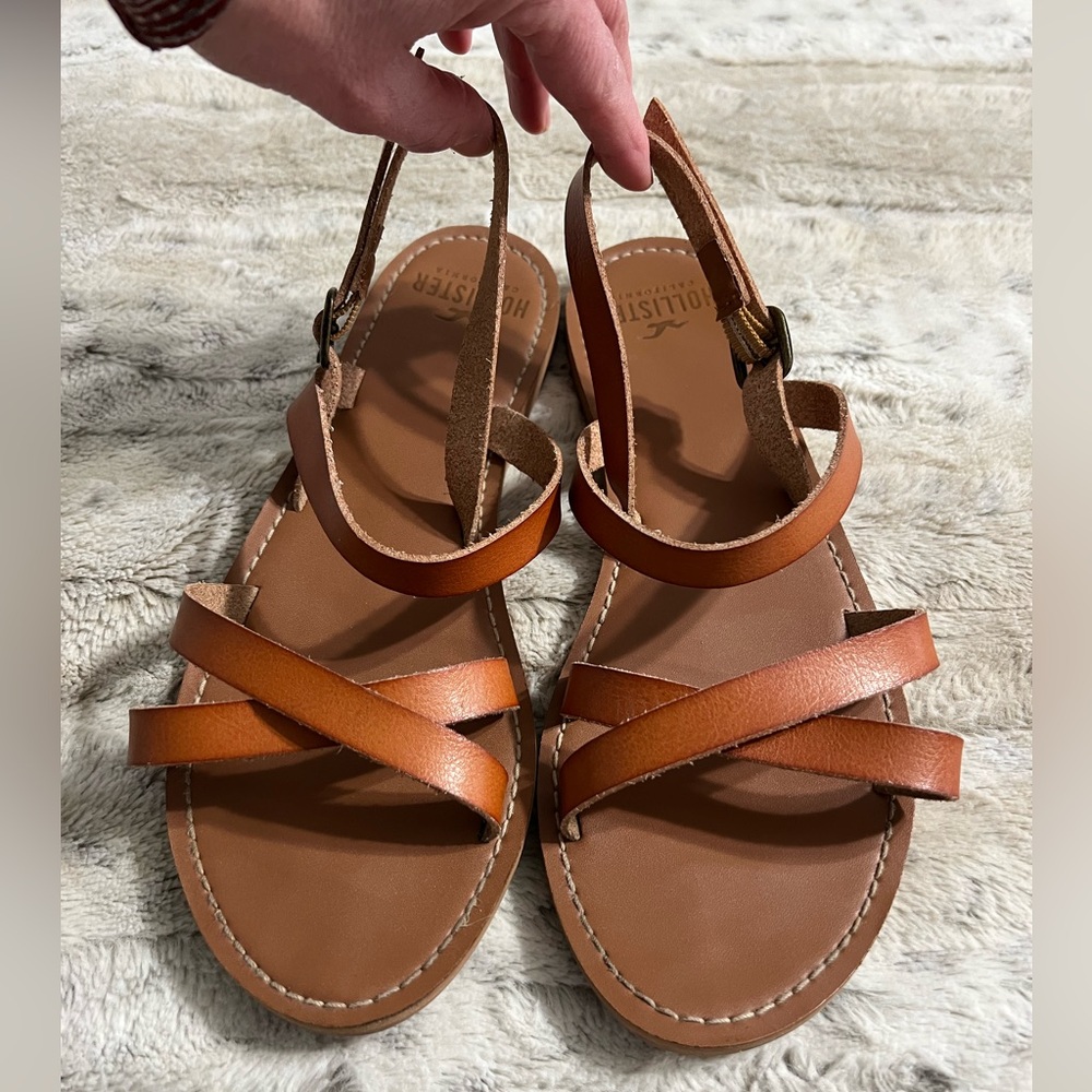 Hollister Sandals size 9 - EUC